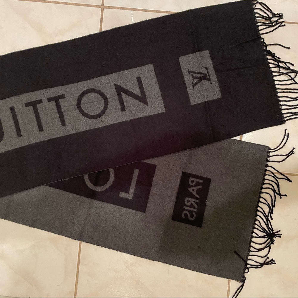 EUC Louis Vuitton Long Scarf Black And Grey Double Sided Reversible - Picture 6 of 11